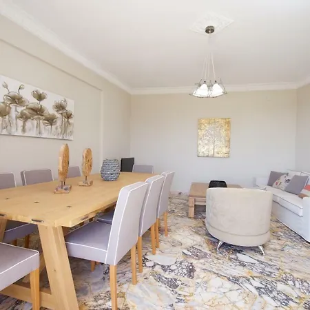 Vinieris Villas - View Luxury 아파트